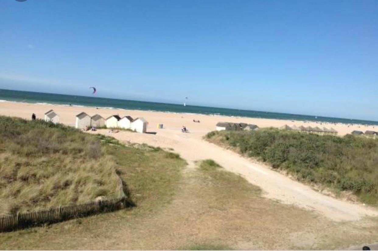 Le Riva Plage Appartement Ouistreham Dış mekan fotoğraf